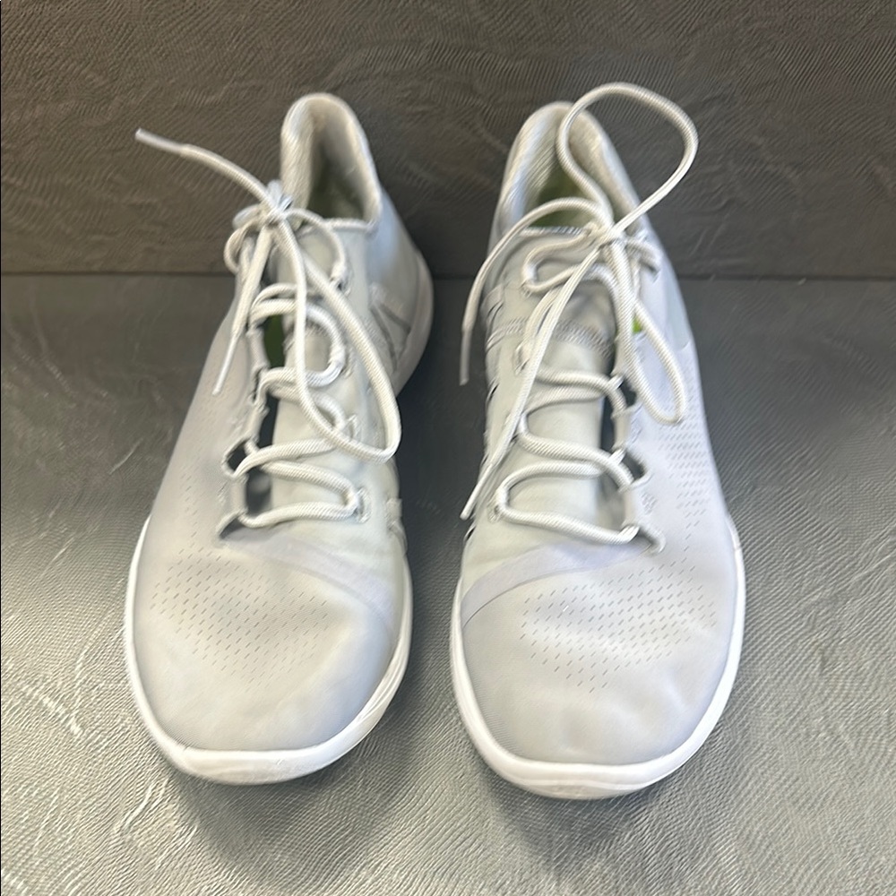 Under Armour Gray Athletic Shoes with Breathable Mesh